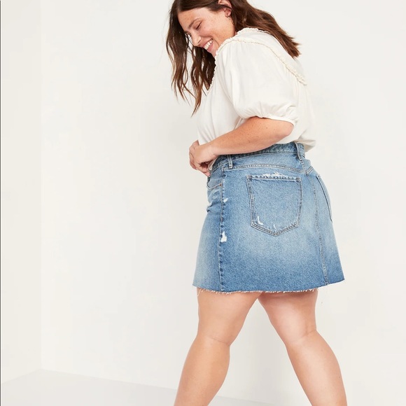 High-Waisted Button-Fly Cut-Off Jean Skirt for Women - Picture 8 of 10
